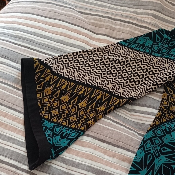 Emma & Michele Multicolor Geometric Dress - Picture 12 of 14